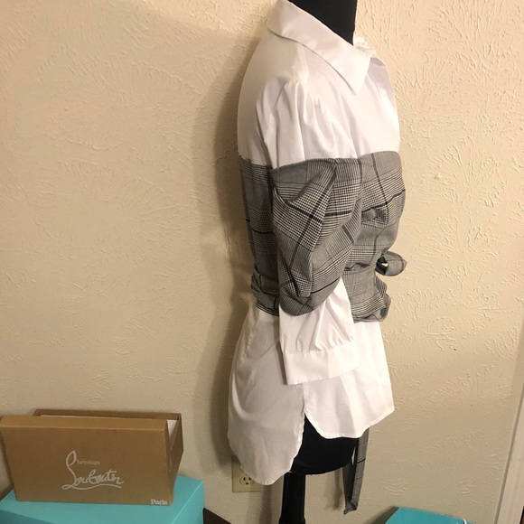 Sexy Layered button up/ wrap blouse (s) - Picture 4 of 5